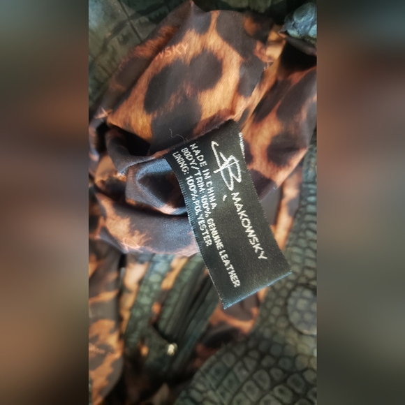 B Makowsky purse - Picture 9 of 9